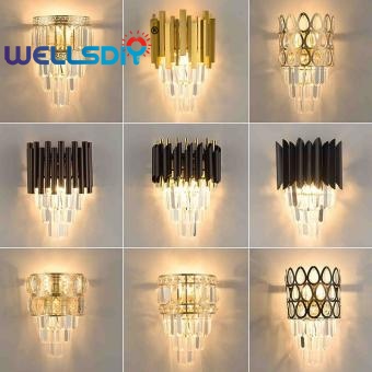 Delicate Crystal Wall lamp