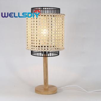 Black metal rattan table lamp